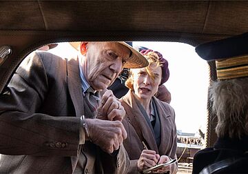 DE FORBANDEDE ÅR FREDENS PRIS