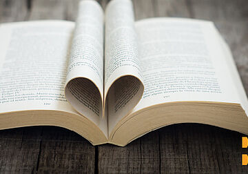 Foto: Bog, hvor siderne er formet til et hjerte